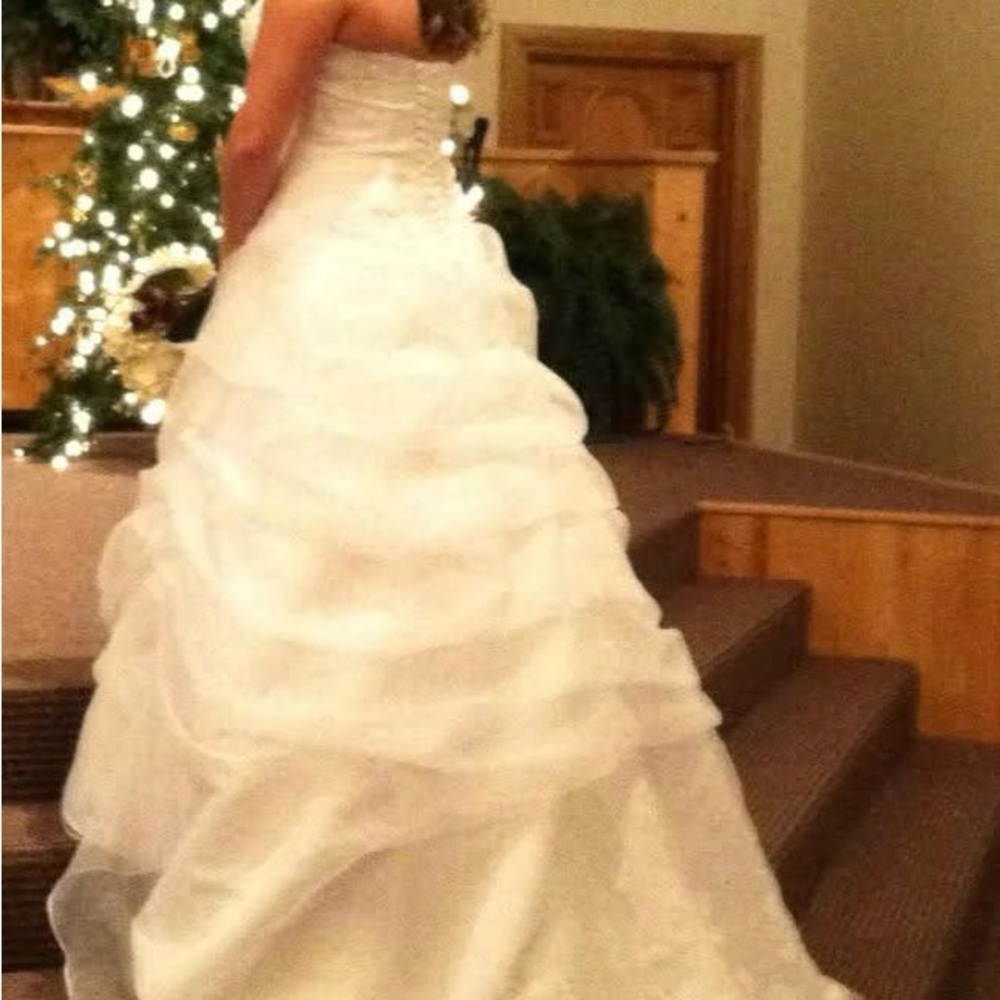 David's Bridal White Ruched Tiered Gown - Picture 8 of 8